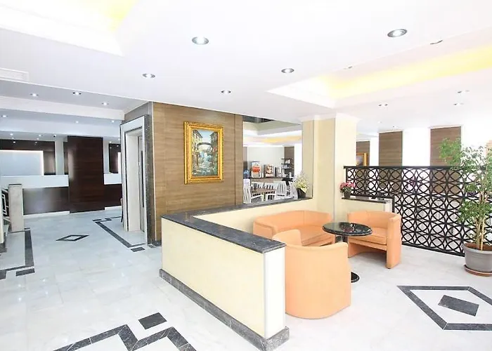 Myra 3* مرمريس