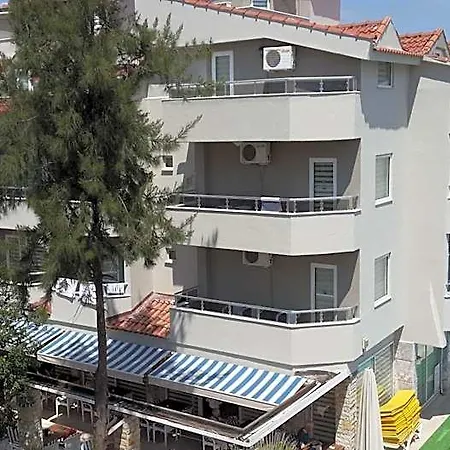 迈拉酒店 酒店