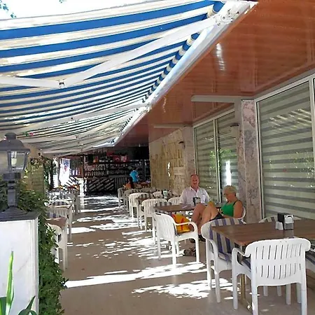 迈拉酒店 酒店