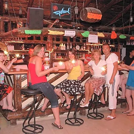 迈拉酒店