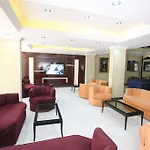 Hotel Myra