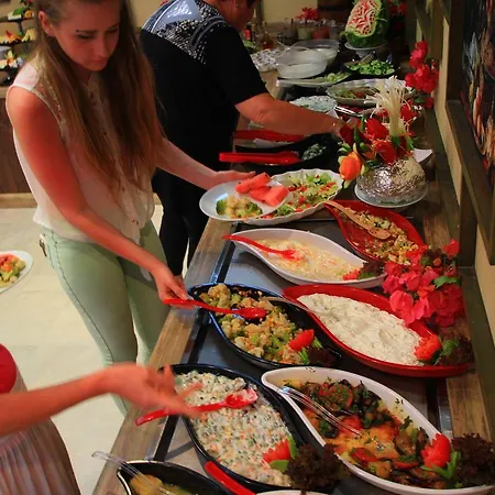 Myra マルマリス