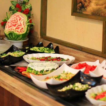 Myra ホテル マルマリス