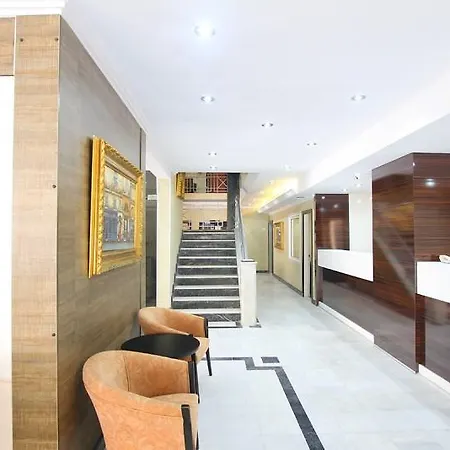 Myra ホテル マルマリス